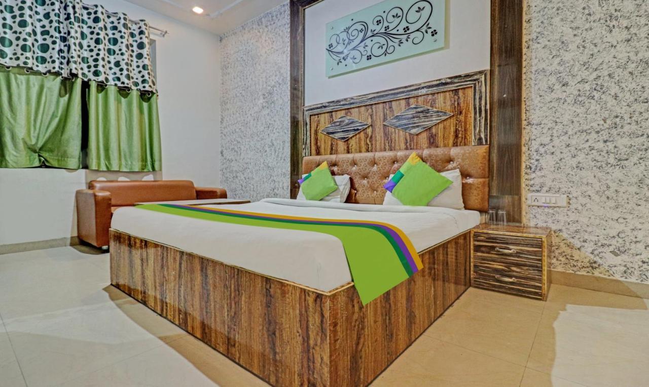 Treebo Trend Radha Palace Матхура Екстер'єр фото