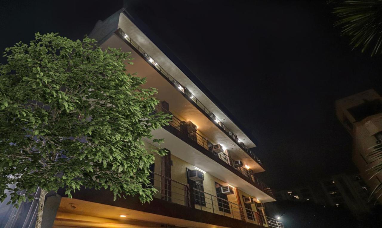 Treebo Trend Radha Palace Матхура Екстер'єр фото